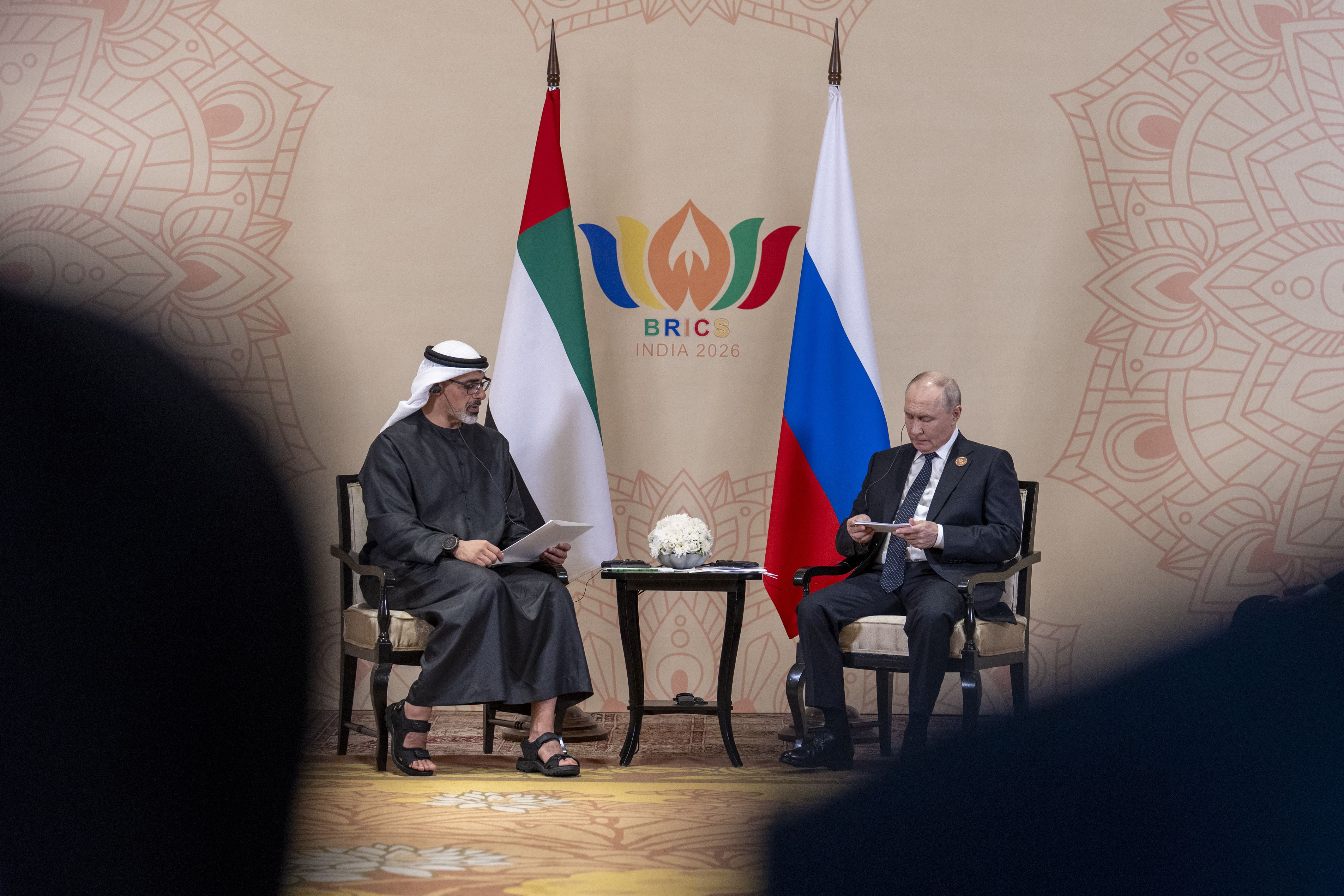 ولي عهد أبوظبي والرئيس الروسي (وام)