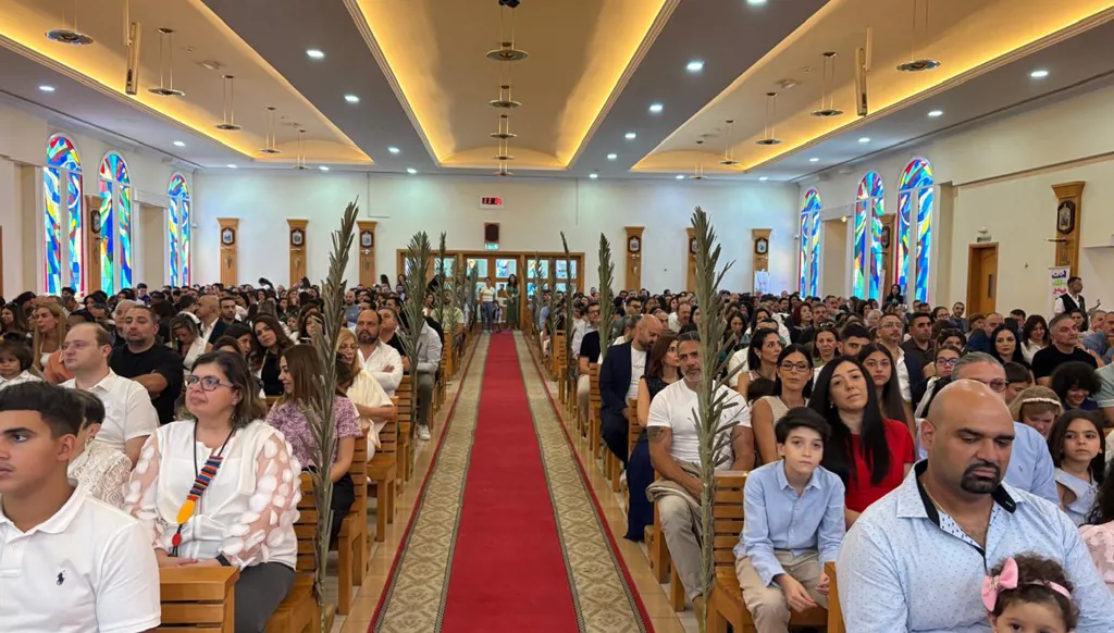 الكنائس الكاثوليكية في الإمارات احتفلت بأحد الشعانين... المطران مارتينيلي: الشرق الأوسط يعيش صراعاً معقداً