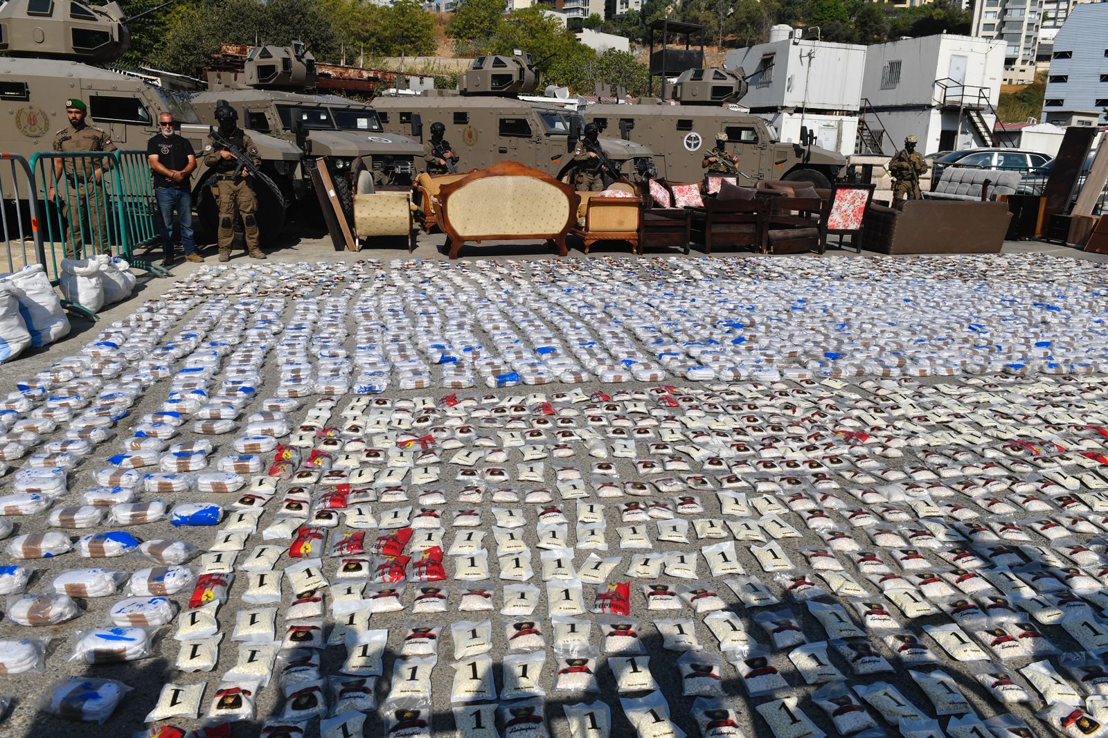 الكبتاغون (حسام شبارو)