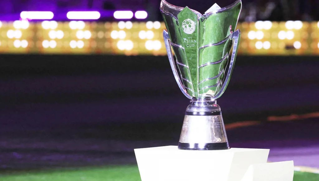 بعد حسابات الملاعب والفرص... الكويت تختار طريق 2035