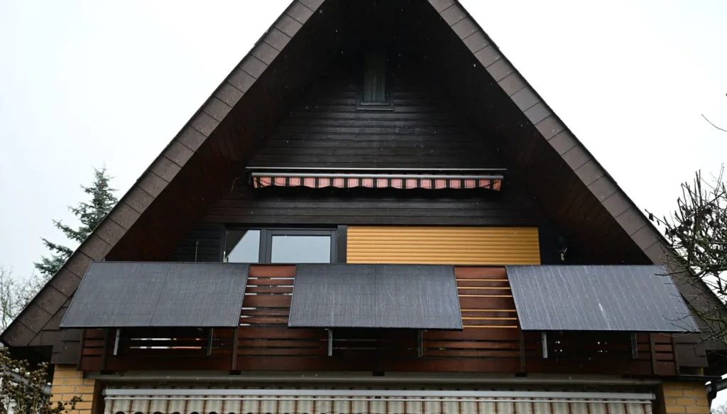 زيادة الطلب على تركيب ألواح الطاقة الشمسية للشرفات في ألمانيا