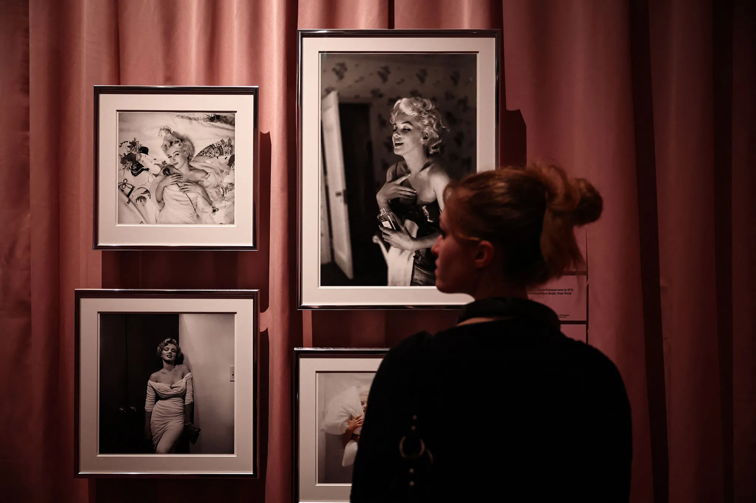 معرض مارلين مونرو في السينماتيك الفرنسية. (أ ف ب)