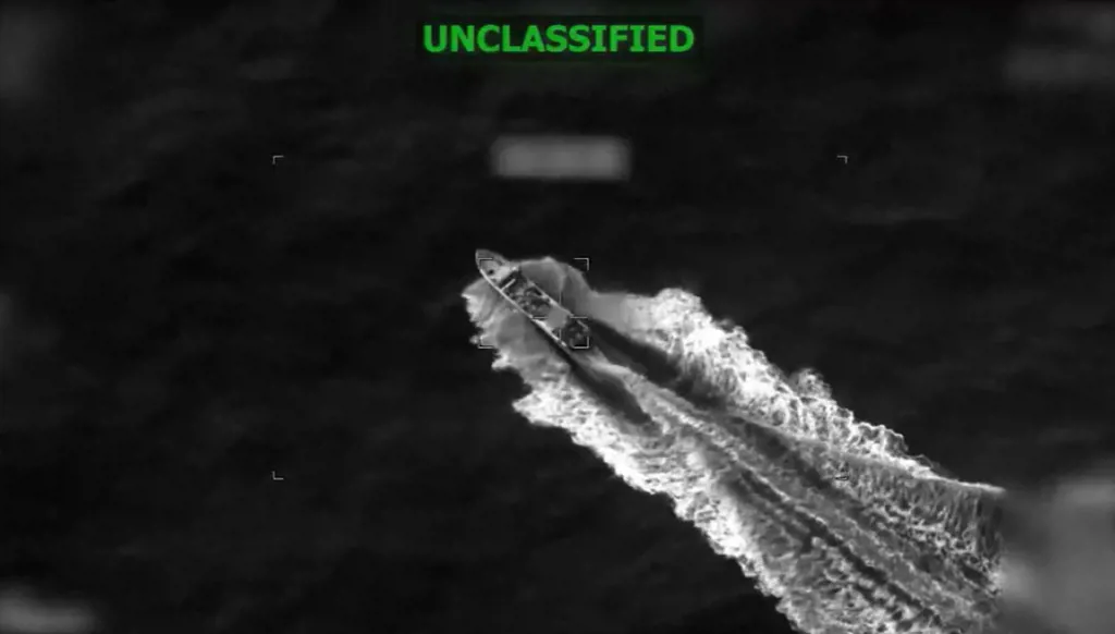 ثلاثة قتلى في ضربة أميركية استهدف قارباً شرق المحيط الهادئ