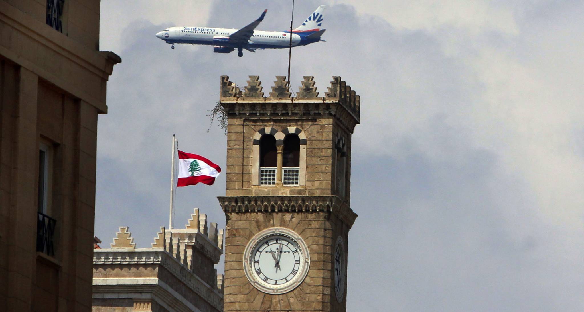 الحياة والحركة والوجود