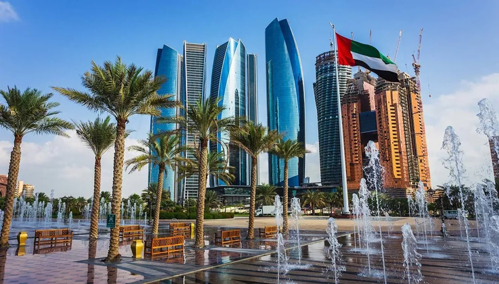 انطلاق قمة أبوظبي للبنية التحتية 2025: مدن الغد تبدأ من هنا