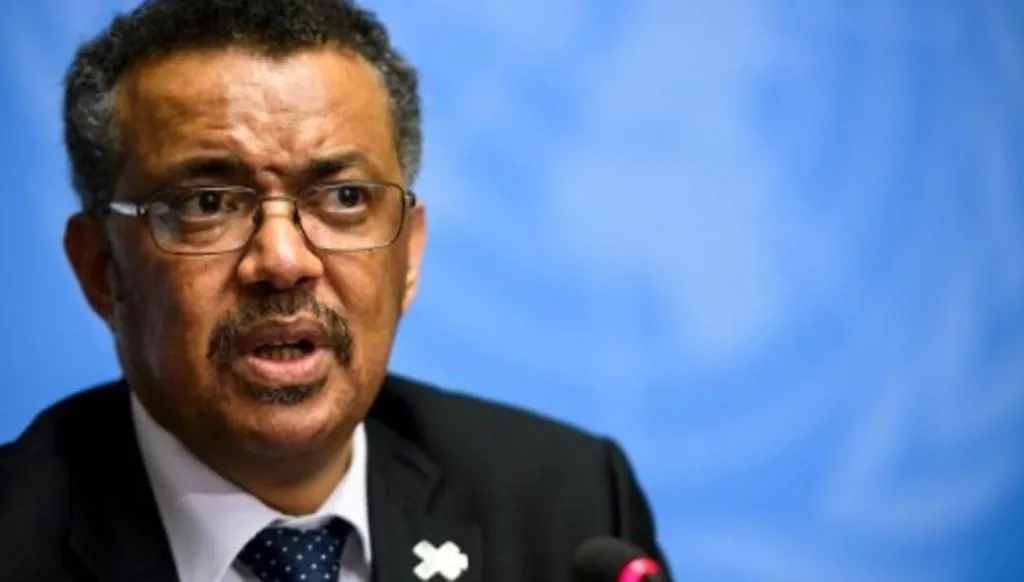 مدير عام الصحة العالمية من مطار صنعاء: أنا وطاقمي في أمان