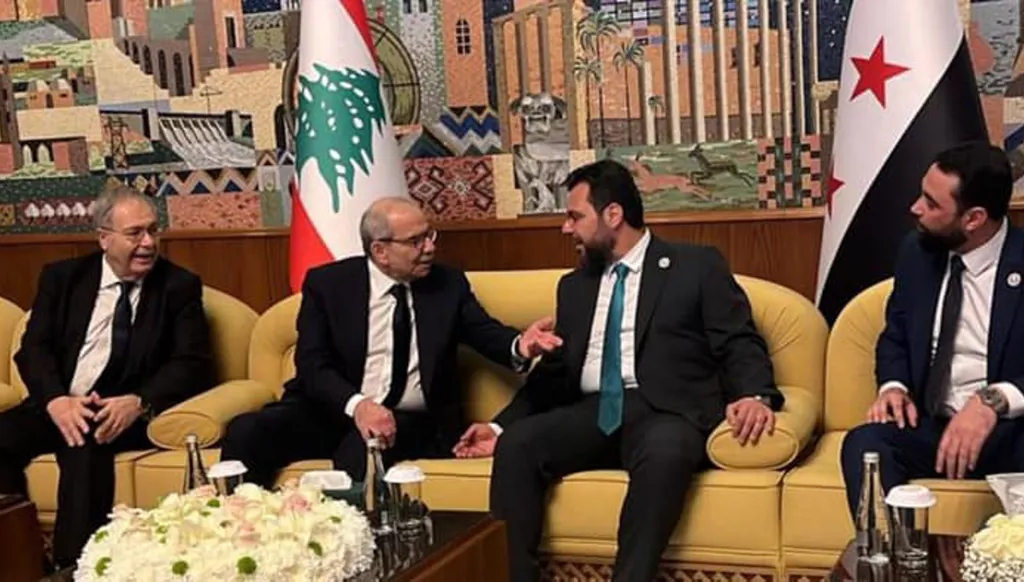 وصول رئيس الحكومة نواف سلام والوفد المرافق إلى سوريا (فيديو)