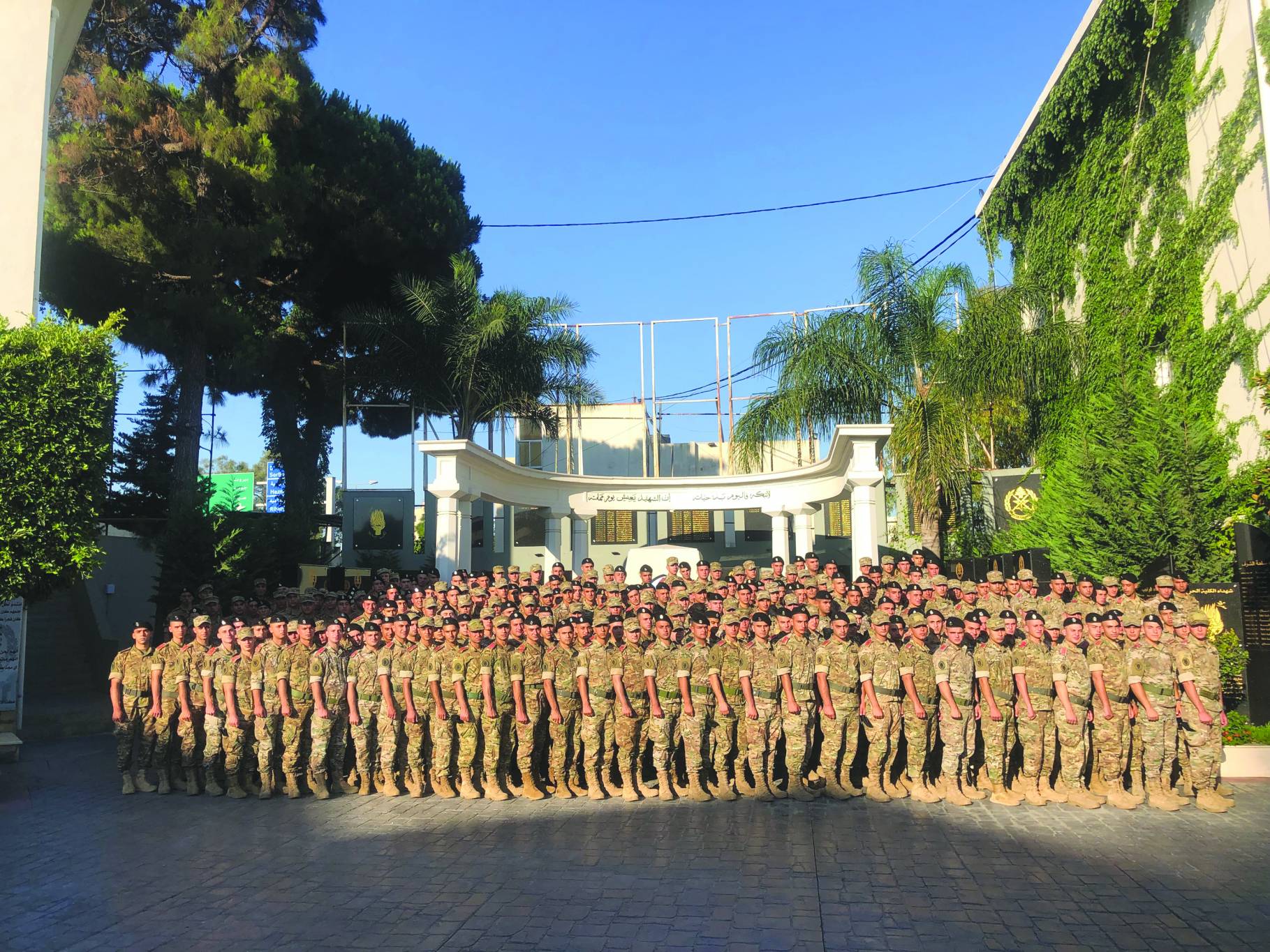 بالفيديو: الكليّة الحربية تخرّج 269 ضابطاً يلتحقون بالأجهزة الأمنية