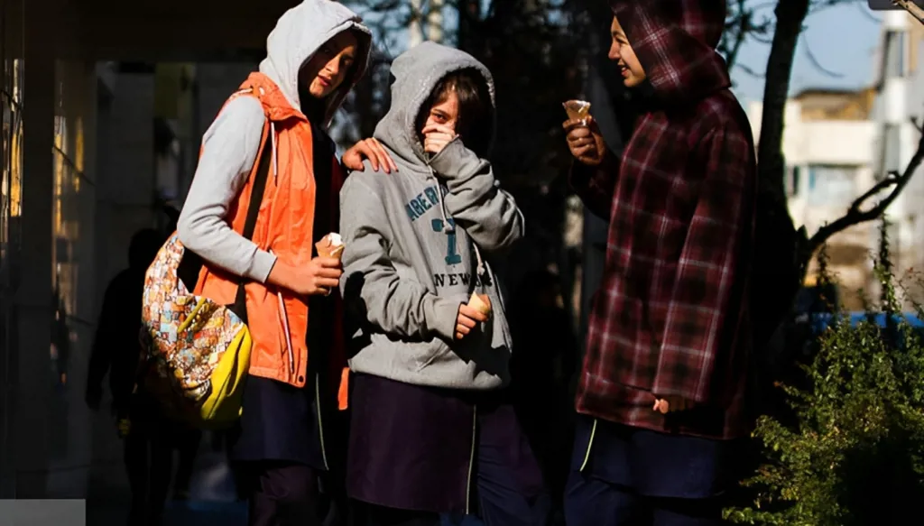 في إيران جيل يريد أن يُسمع... لا أن يُرشد!