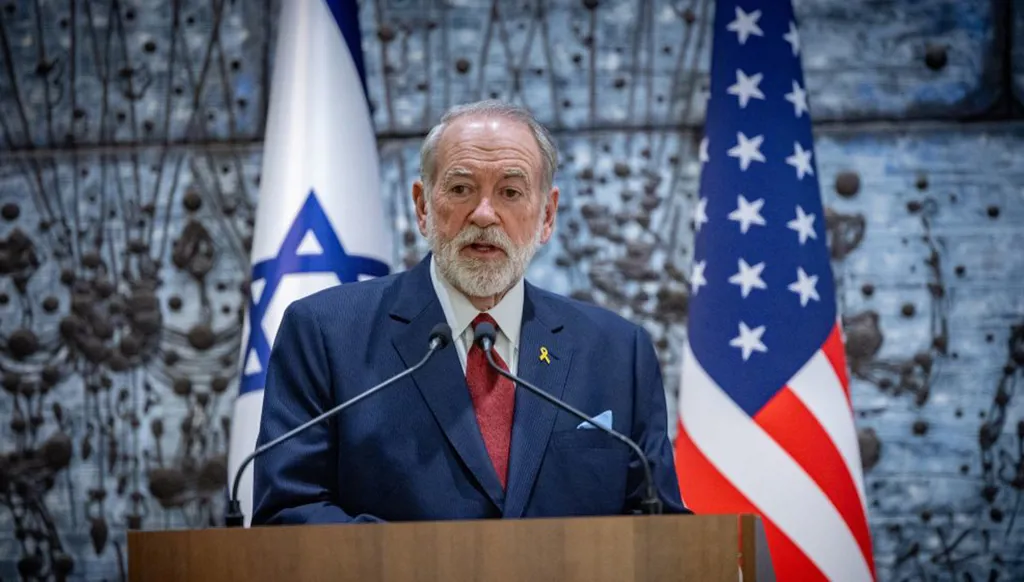 سفير أميركا لدى إسرائيل يحذّر إيران... ويصف الأوروبيين بـ"الأغبياء"