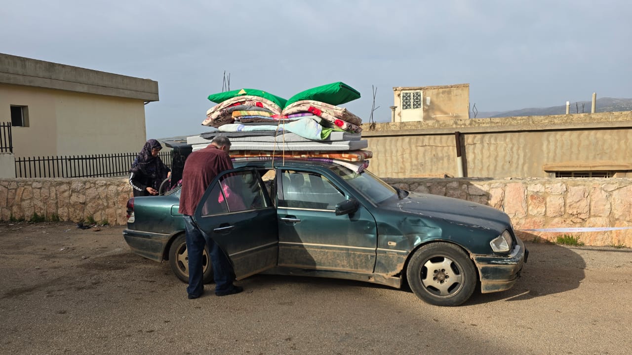 عودة النازحين من دير الأحمر (لينا اسماعيل).