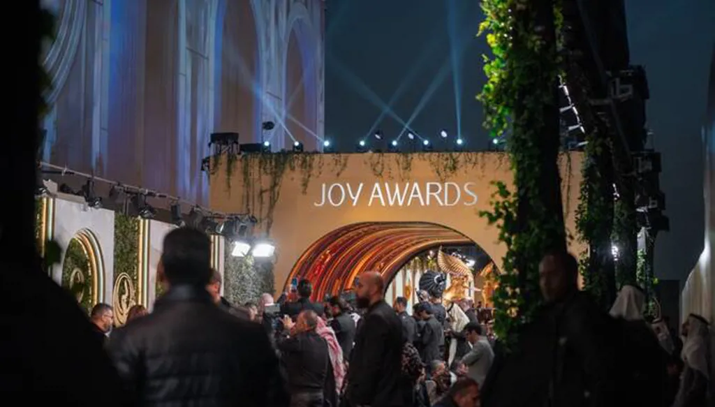 في برد الرياض... Joy Awards يكرّس ليلة عالمية بنكهة عربية