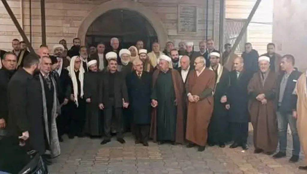 نحو عقد مؤتمرٍ علويٍّ جامعٍ: بين المتّحد الثّقافيّ والسّراب السّياسيّ