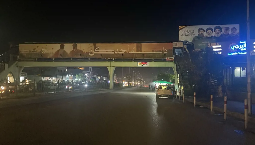 طريق مطار بيروت مُقفل والجيش اللبناني ينتشر (فيديو)