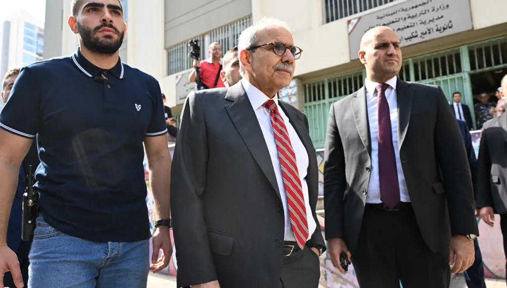 سلام يتفقد الامتحانات في ثاblob:https://web.whatsapp.com/c969b2f7-b5ea-40c3-87b3-18c22d512098نوية شكيب أرسلان في فردان (حسام شبارو).