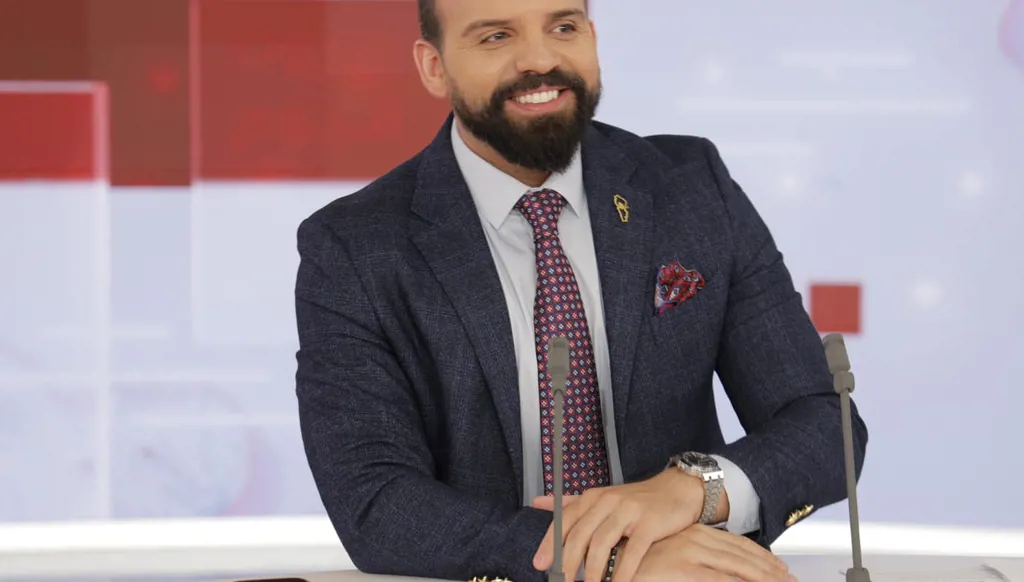 بالفيديو - إطلاق قذيفة على منزل ناشط في بريتال: كنا نخاف أن تقصف بيوتنا من إسرائيل