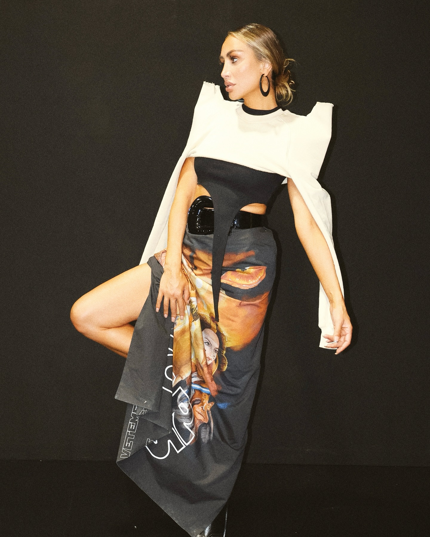 مايا دياب مروّجة الموضة الغريبة