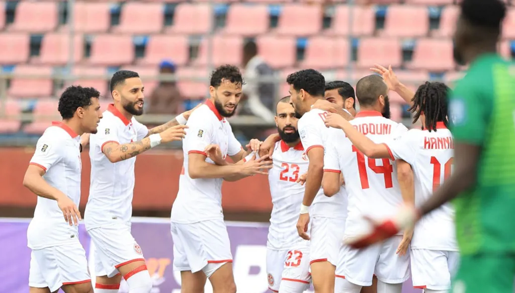 منتخب تونس يقترب من كأس العالم بفوز صعب على ليبيريا