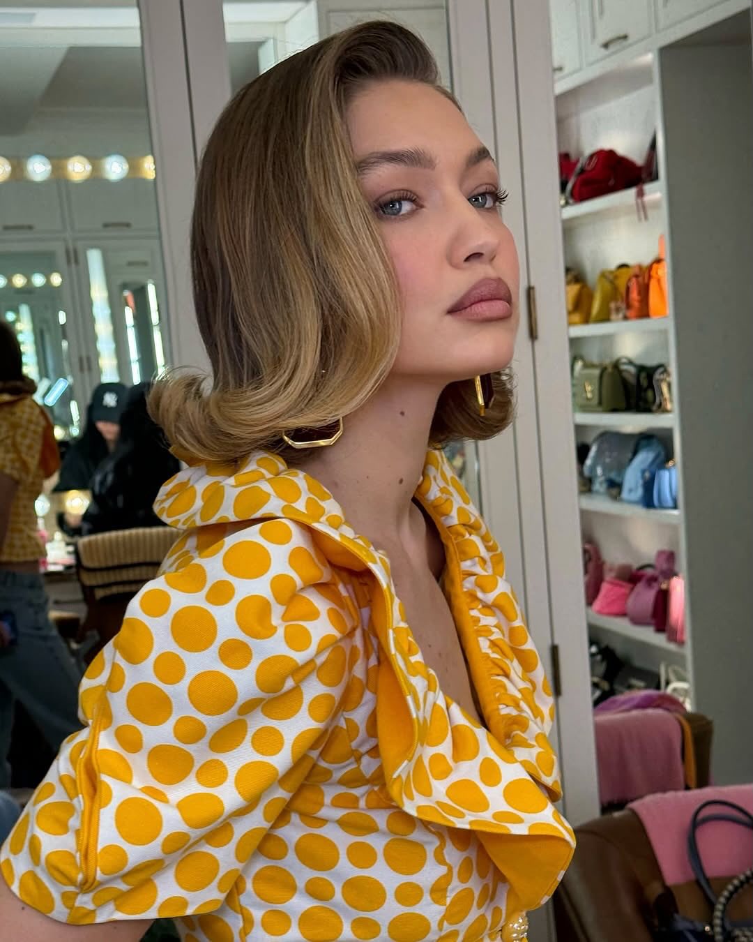 جيجي حديد بأحدث إطلالة رُصدت لها