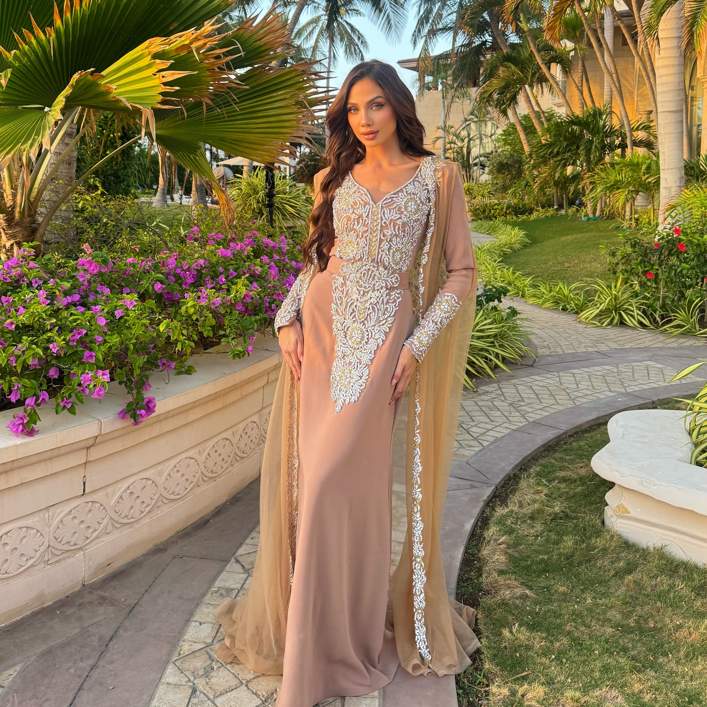 حرفيّة التطريز اليدوي والطابع الشرقي الراقي