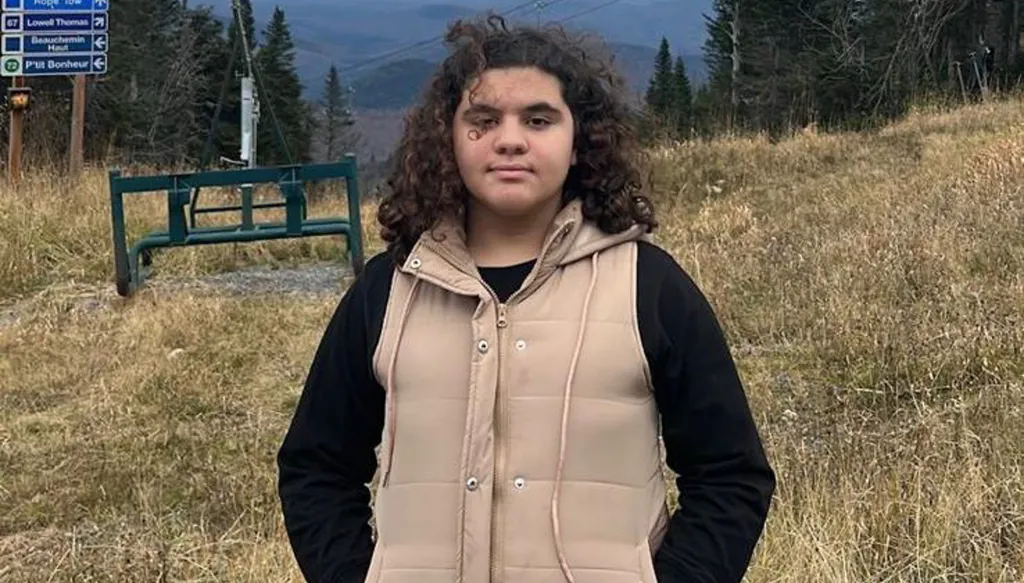 ورد... من طيف التوحد إلى منصات التكريم العالمية