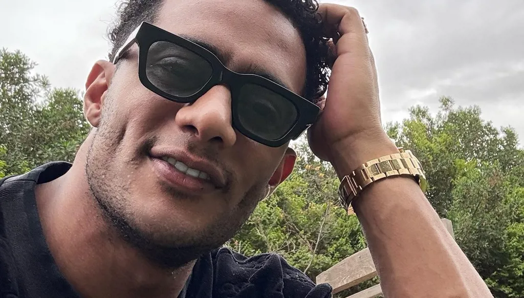 أكثر من مليون مشاهدة لمكالمة مصوّرة بين محمد رمضان ووالدته (فيديو)