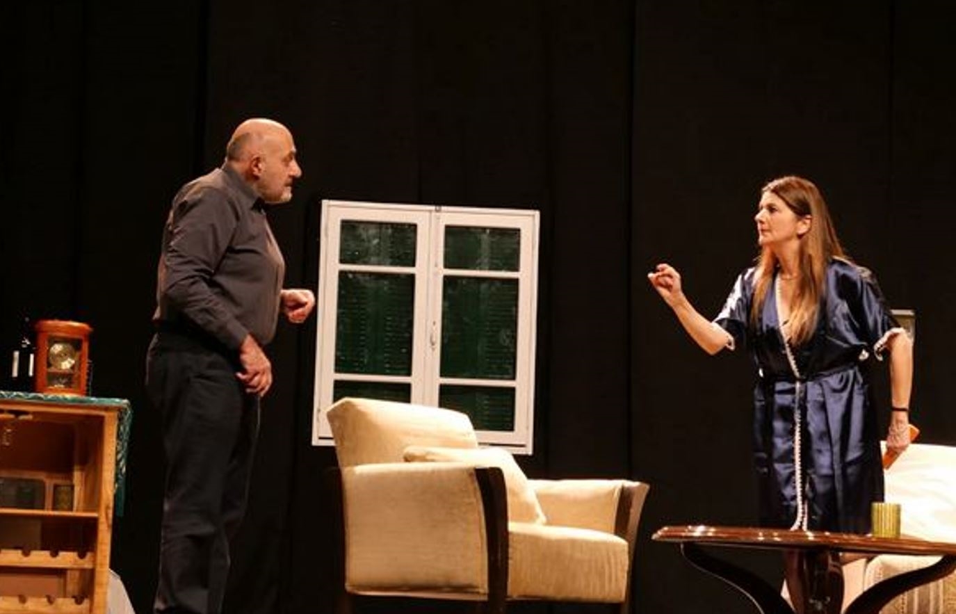 الغُربة الداخلية تجمعُهُما