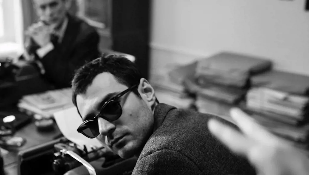 "موجة جديدة" يستحضر غودار ويتصدّر الترشيحات لجوائز "سيزار"