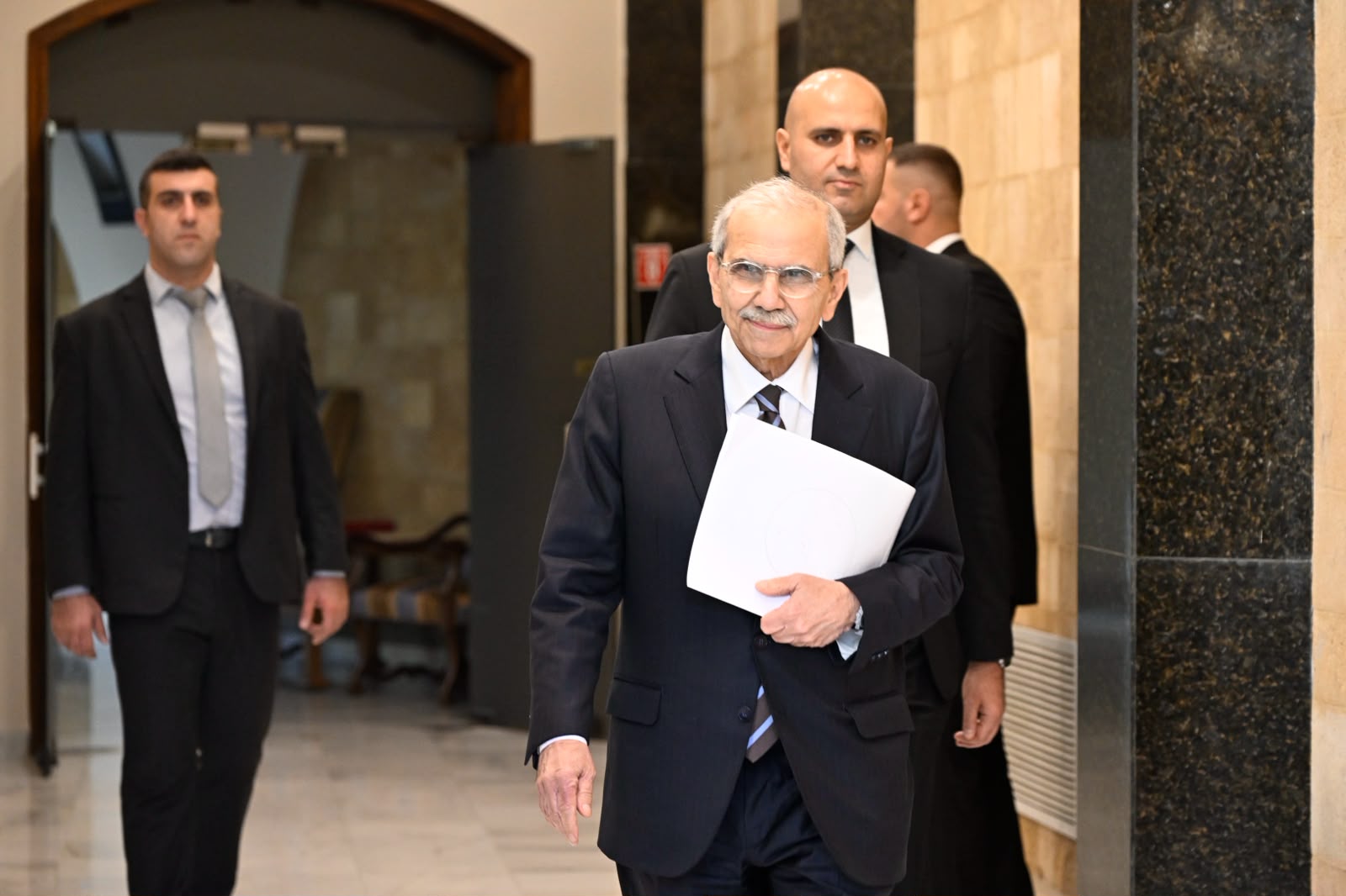 نواف سلام (حسام شبارو).