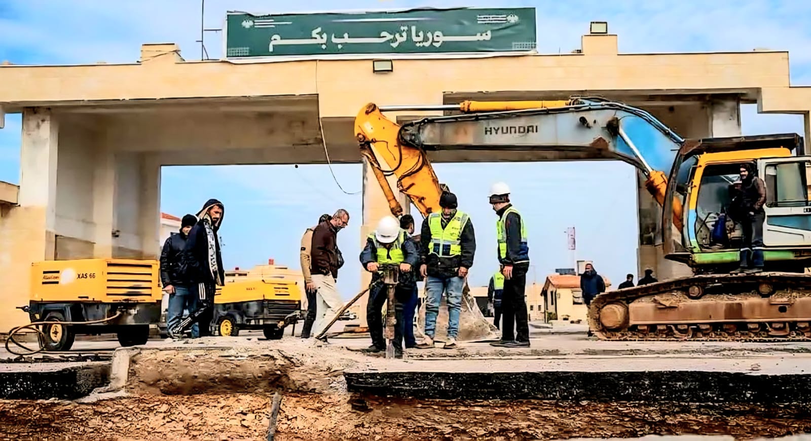 مركز العريضة الحدودي (أرشيفية).