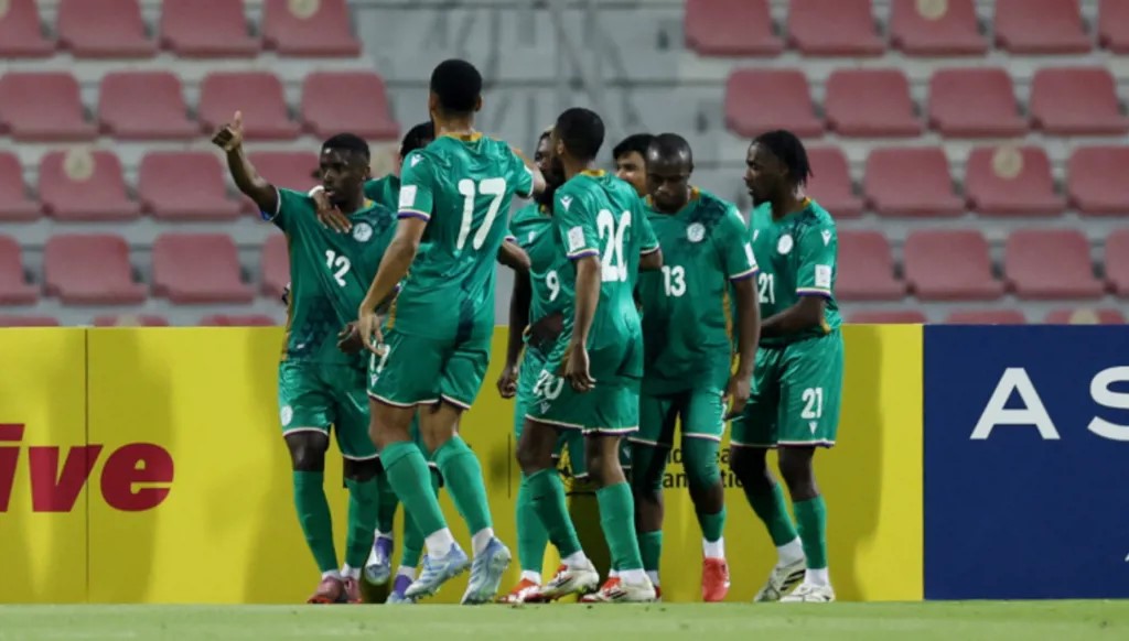 لاعبو جزر القمر. 