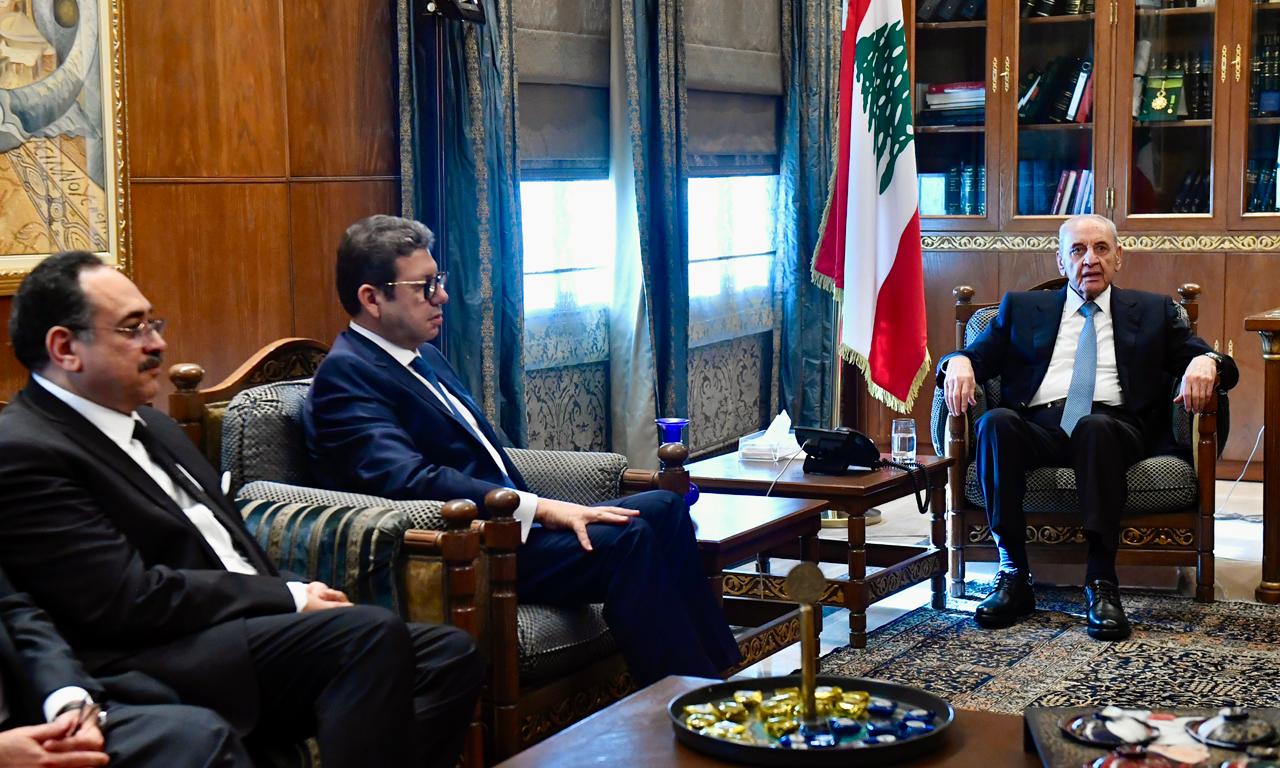 نبيه بري وحسن محمود رشاد (حسام شبارو).