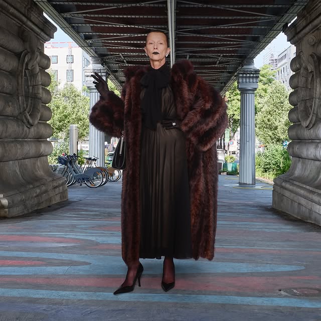 مجموعة بالنسياغا للأزياء الراقية (إنستغرام)