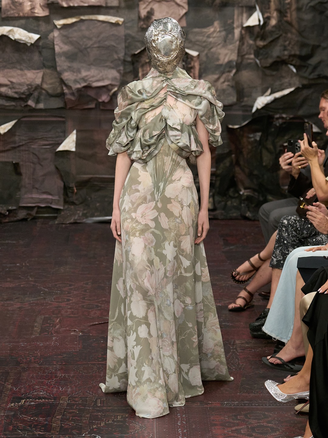  مجموعة الأزياء الراقية من ميزون مارجيلا (إنستغرام)