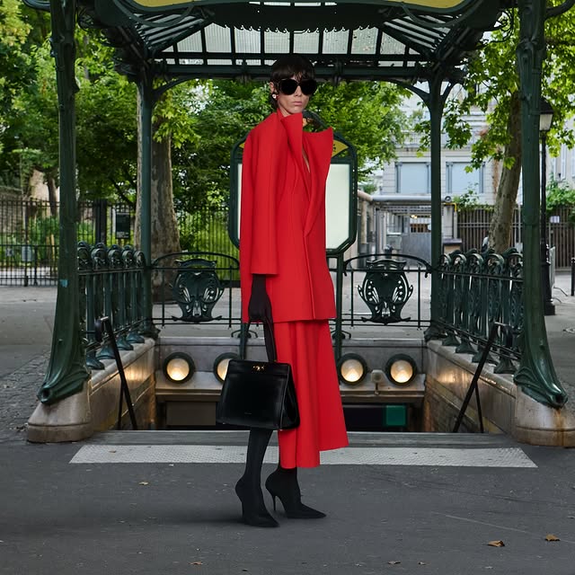 مجموعة بالنسياغا للأزياء الراقية (إنستغرام)