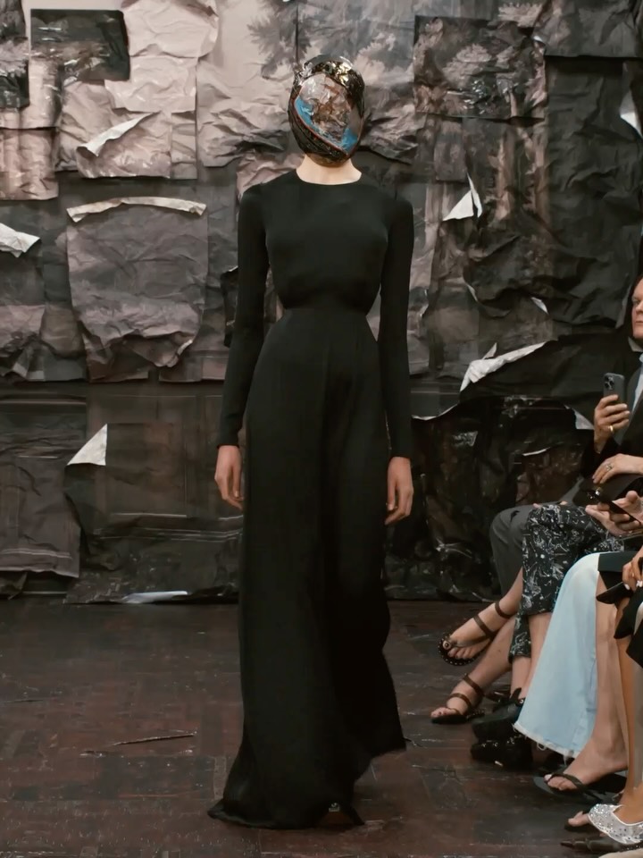  مجموعة الأزياء الراقية من ميزون مارجيلا (إنستغرام)