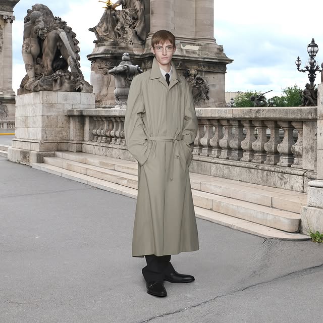 مجموعة بالنسياغا للأزياء الراقية (إنستغرام)