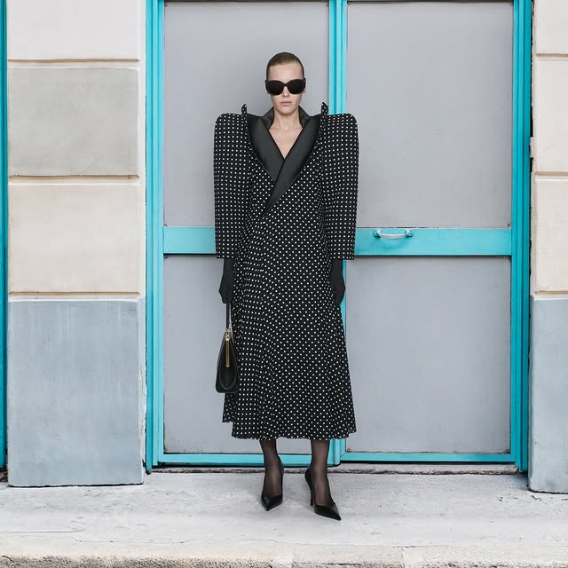 مجموعة بالنسياغا للأزياء الراقية (إنستغرام)