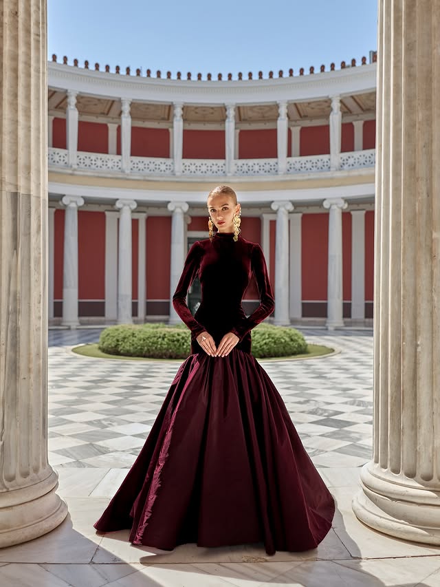 مجموعة L’ÉVENTAIL للأزياء الراقية من رامي قاضي لخريف وشتاء 26/2025 (المكتب الإعلامي لرامي قاضي)