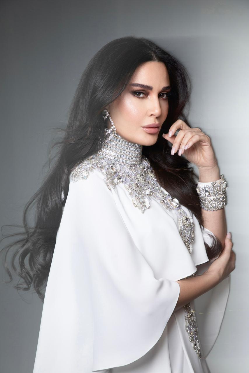 سيرين عبد النور بتصميم خالد ومروان (تصوير كفاح بلّاني)