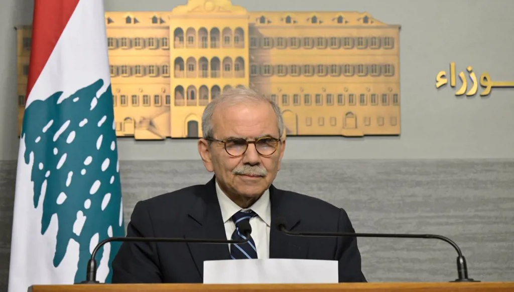 نواف سلام (نبيل إسماعيل).