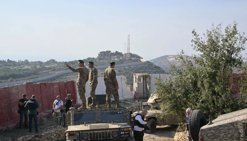 بديل "الحزب" من نزع السلاح حربٌ مع الجيش