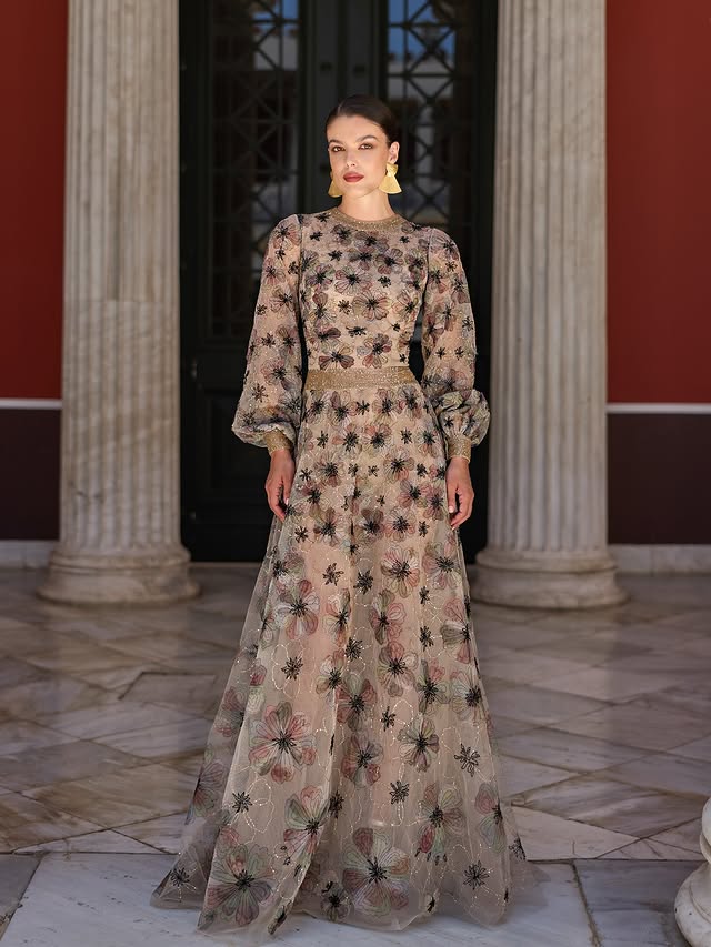 مجموعة L’ÉVENTAIL للأزياء الراقية من رامي قاضي لخريف وشتاء 26/2025 (المكتب الإعلامي لرامي قاضي)