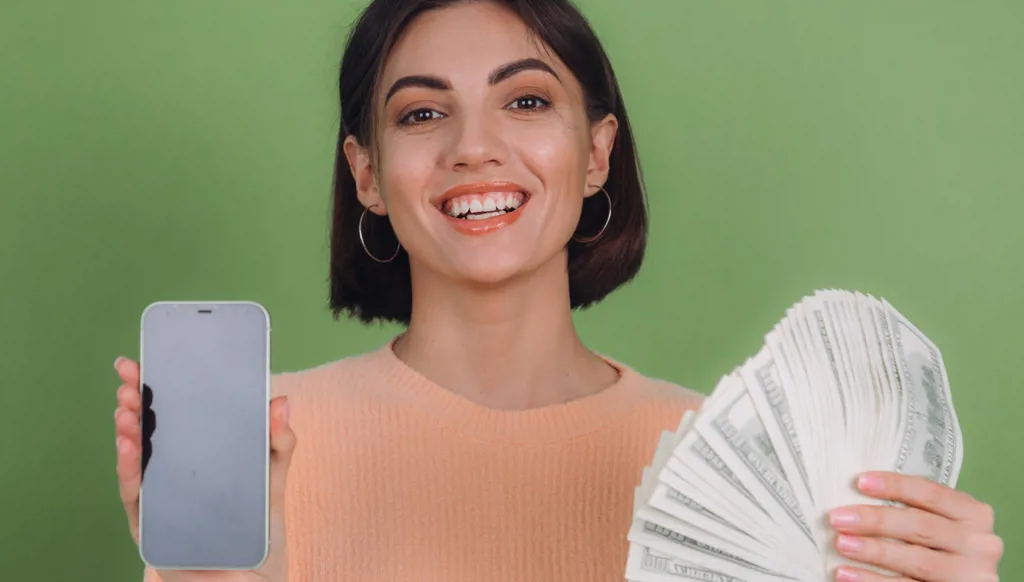 تطبيقات الربح الوهمي: 110 مليارات دولار ثمن انتباهك وصبرك على الإعلانات