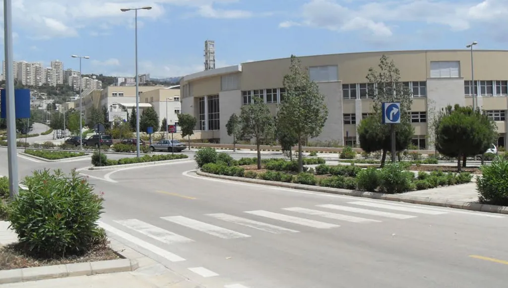 الجامعة اللبنانية تنفي مزاعم الشهادات المزوّرة: لعدم إدخالنا في لعبة الحسابات الشخصية الضيقة