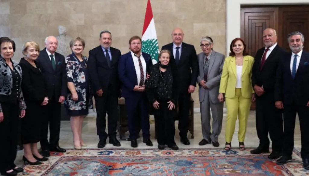 الرئيس عون يستقبل وفد مهرجان "الزمن الجميل": الفن ركن أساسي في هوية لبنان