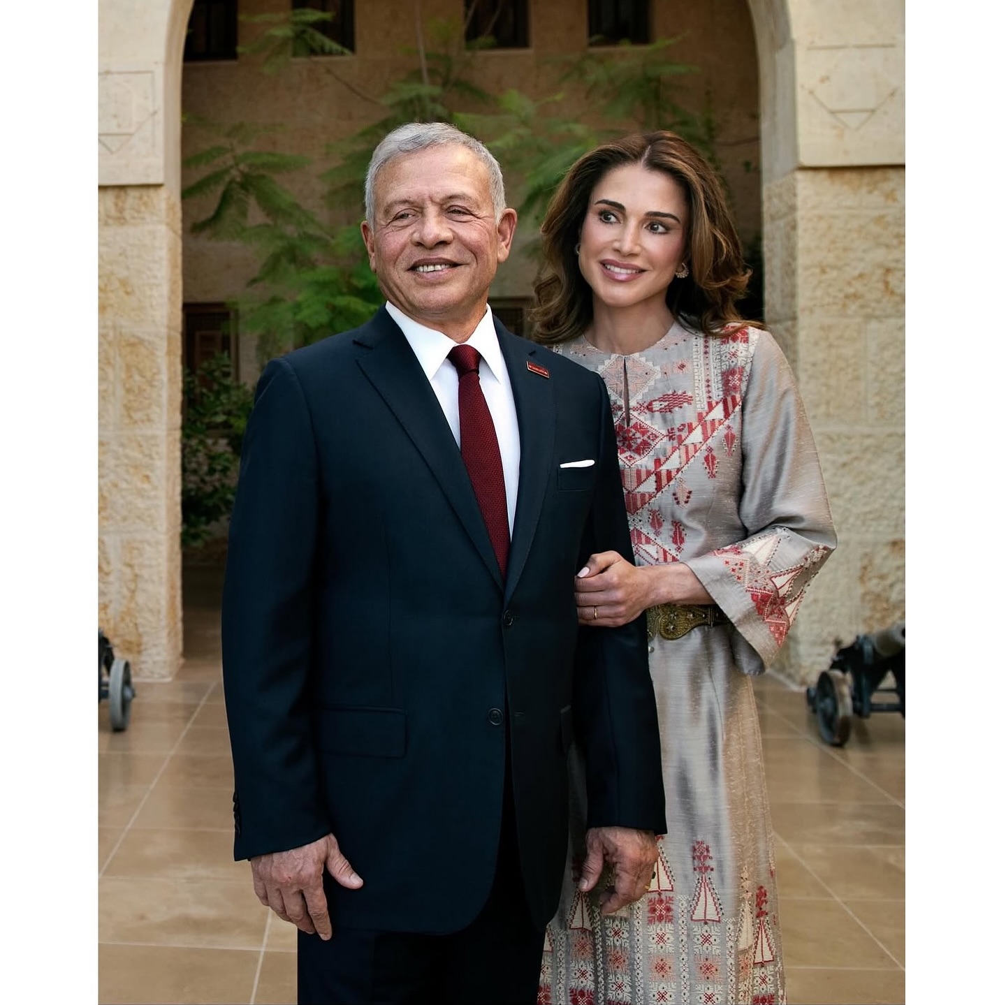 الملكة رانيا والملك عبد الله الثاني (إنستغرام)