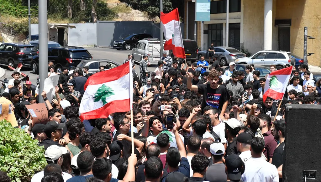 تحرك طلابي في رياض الصلح (حسام شبارو).