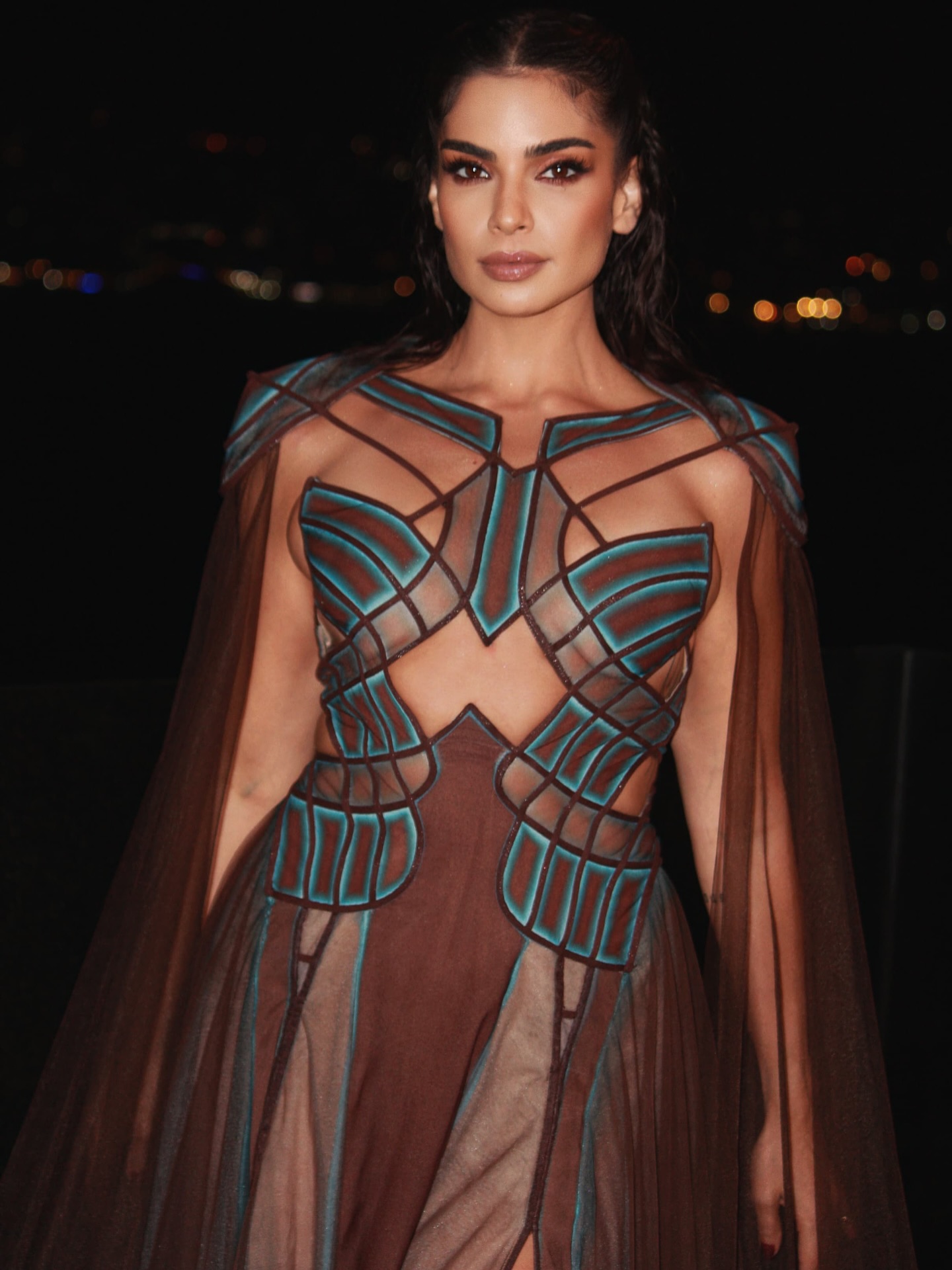 ريتا حايك بإطلالتها المبتكرة (إنستغرام)