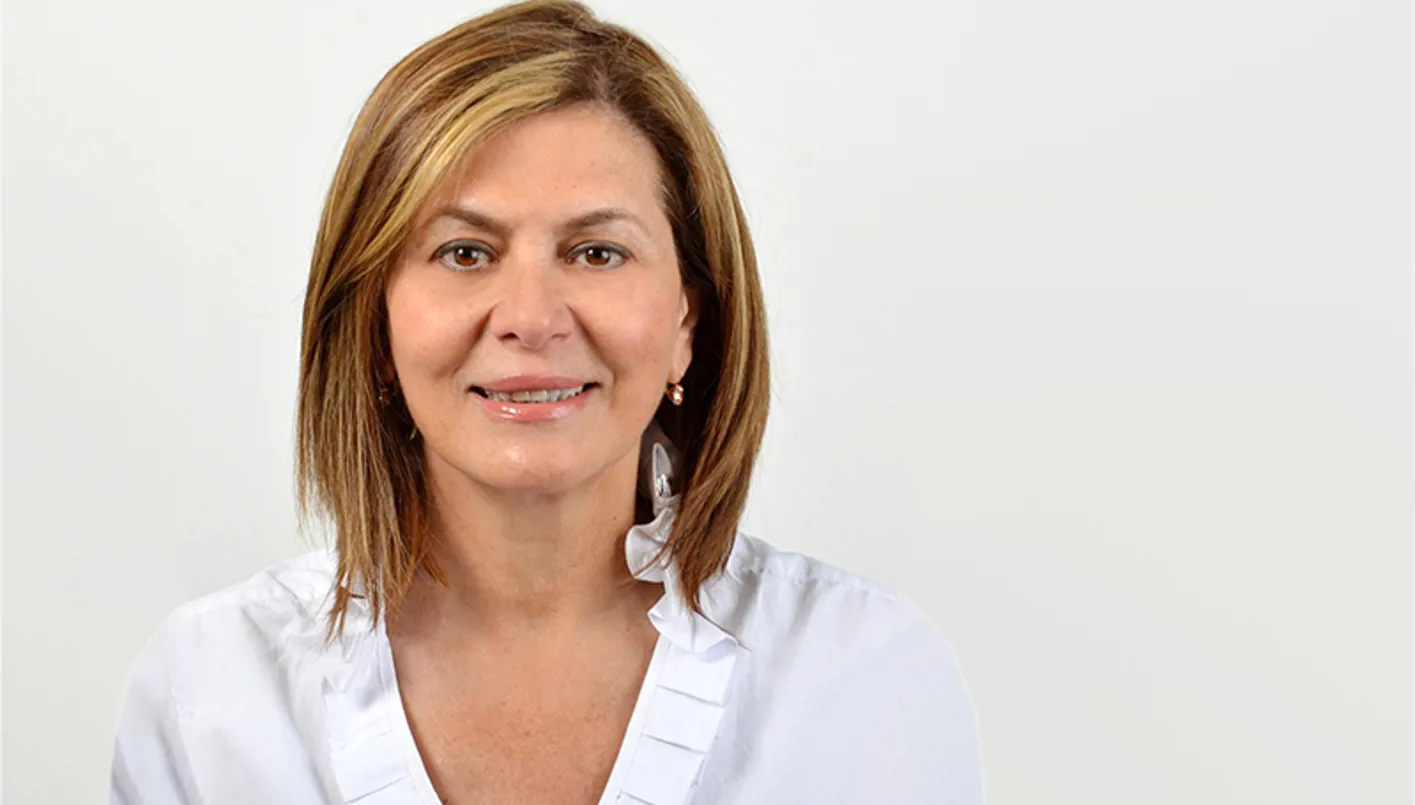 من هي الوزيرة الوحيدة في الحكومة السورية هند قبوات؟